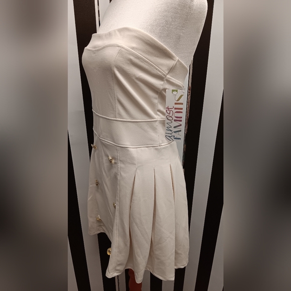 NWT ivory almost famous dress - Picture 4 of 9